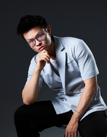 NGUYỄN HOÀNG LÂM