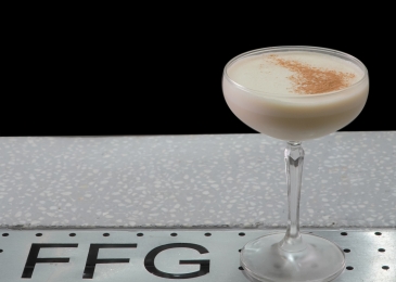 CLASSIC COCKTAIL - BRANDY ALEXANDER