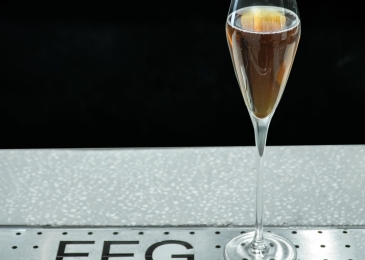 CLASSIC COCKTAIL - KIR ROYAL